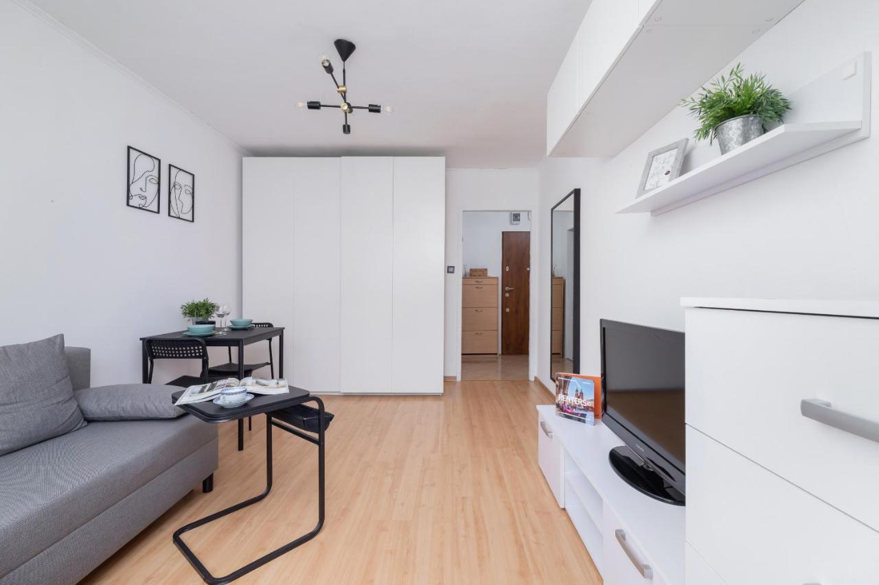 Apartament Comfy & Bright Wielicka In By Renters *